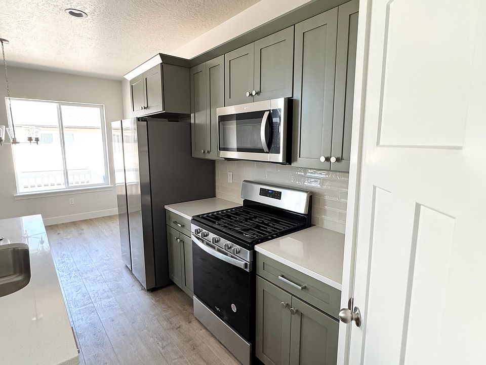 1st image of 4870 Heartwood Rd