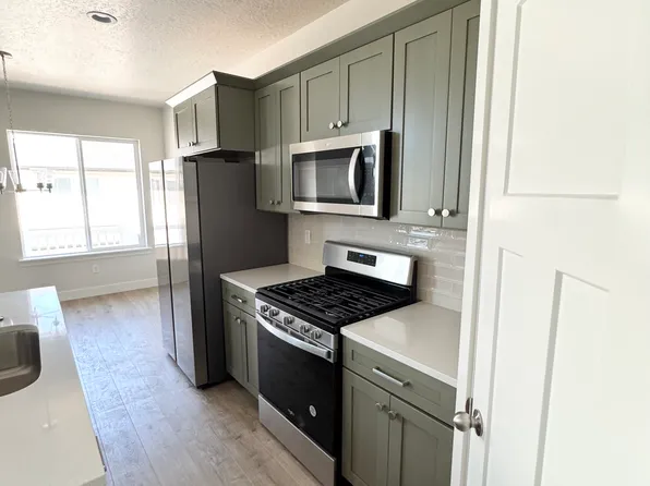 4870 Heartwood Rd, Mapleton, UT 84664