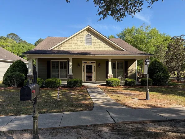 1835 Arlington Park Cir, Albany, GA 31701