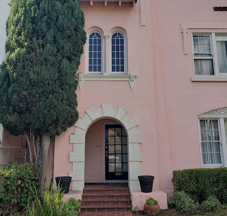 2nd image of 3418 Park Blvd #3420