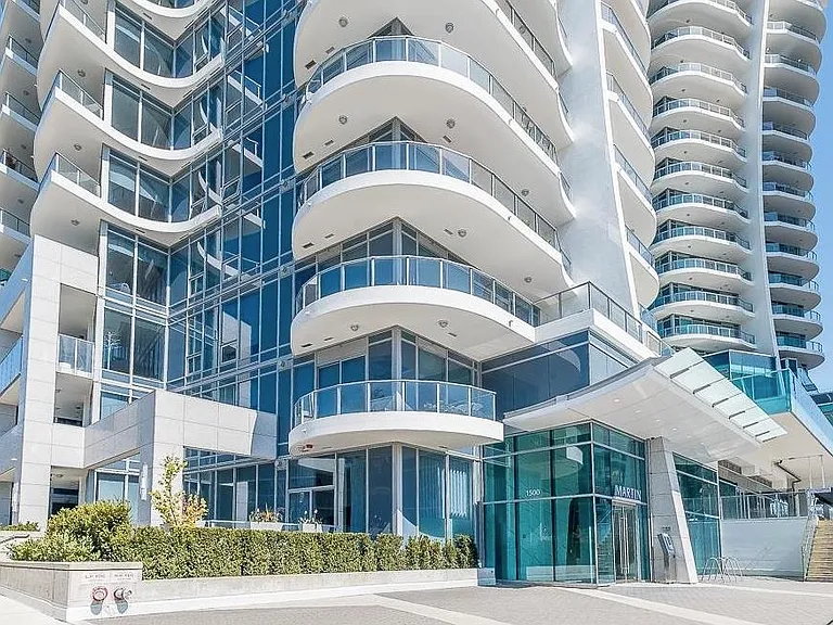 1500 Martin St #6 — Photo 1