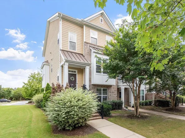 9118 Wooden Rd, Raleigh, NC 27617