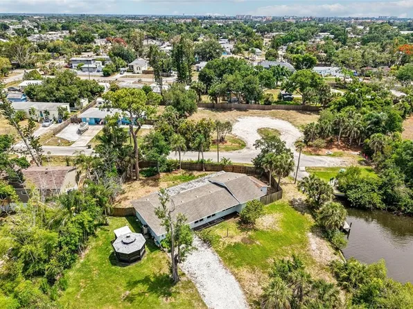 807 Lucille Ave, Nokomis, FL 34275
