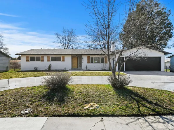 1325 E Locust St, Emmett, ID 83617