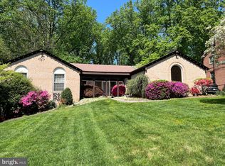 9912 Carter Rd, Bethesda, MD 20817