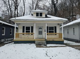 826 13th St, Ashland, KY 41101