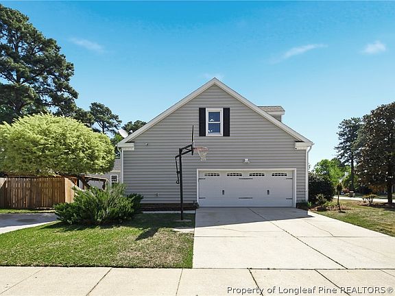 3rd image of 3528 Prestwick Dr