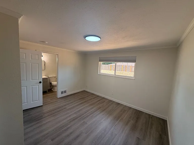 8512 NE 126th Ave — Photo 19