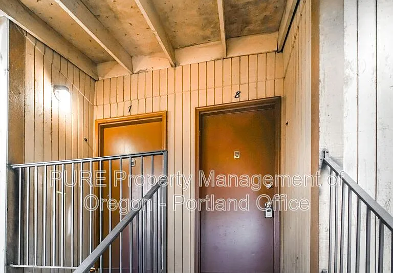 Parkway Garden — Photo 18