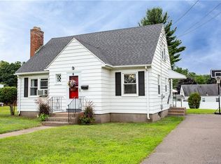 604 Middle Tpke W, Manchester, CT 06040