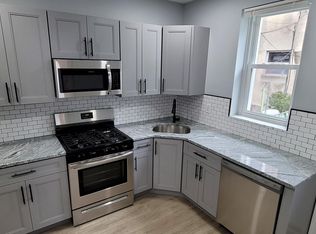 2427 S Orkney St, Philadelphia, PA 19148