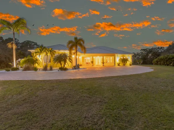 2346 Candy Ln, Malabar, FL 32950