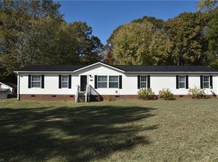 621 Southern Rd, King, NC 27021