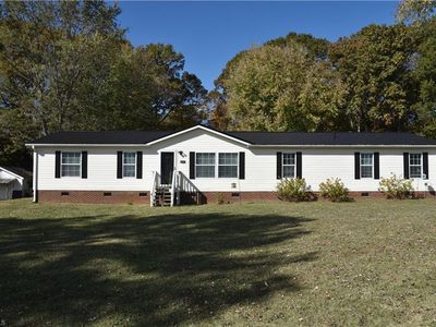 621 Southern Rd, King, NC, 27021