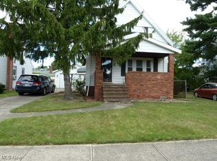 3408 Parklane Dr, Parma, OH 44134
