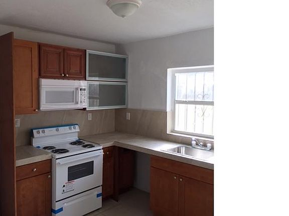 2nd image of 310 NW 59th St #S