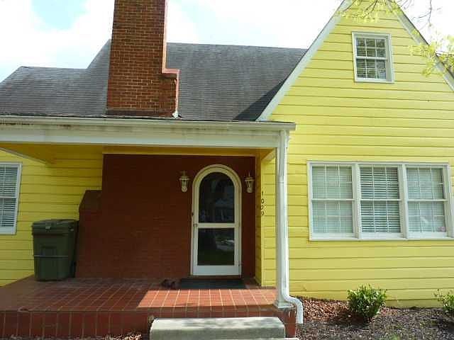 1st image of 1009 W 2nd North St