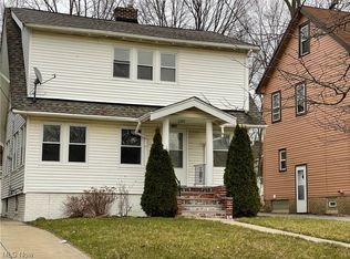 885 Woodview Rd, Cleveland Heights, OH 44121