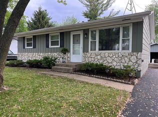 4686 Cheshire Pl, Loves Park, IL 61111