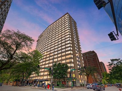 2930 N Sheridan Rd APT 210, Chicago, IL, 60657