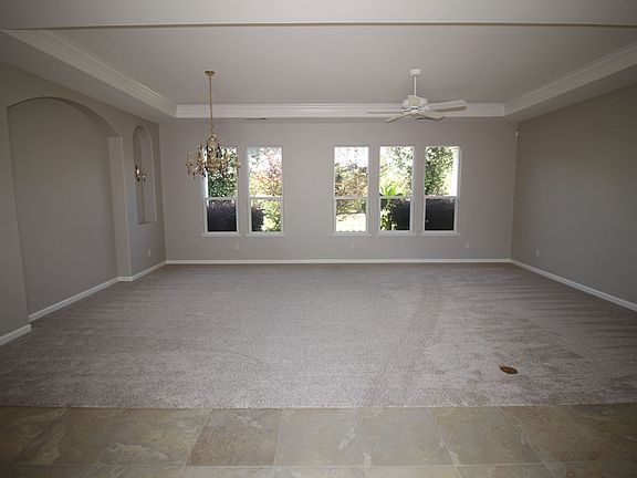 2nd image of 795 Heritage Ave
