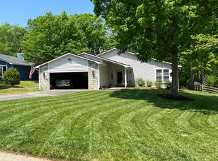 4007 Bon Rea Dr, Charlotte, NC 28226