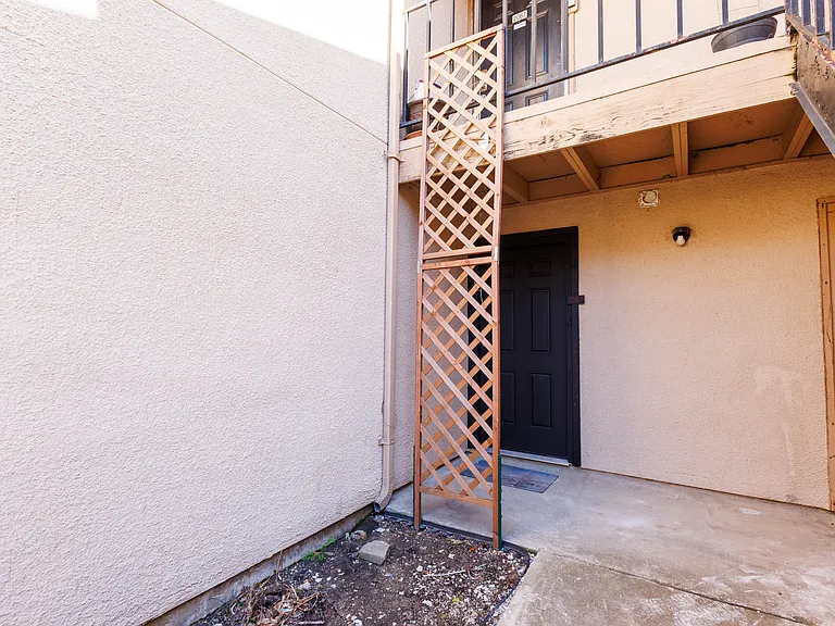 8110 Skillman St #1067 — Photo 2