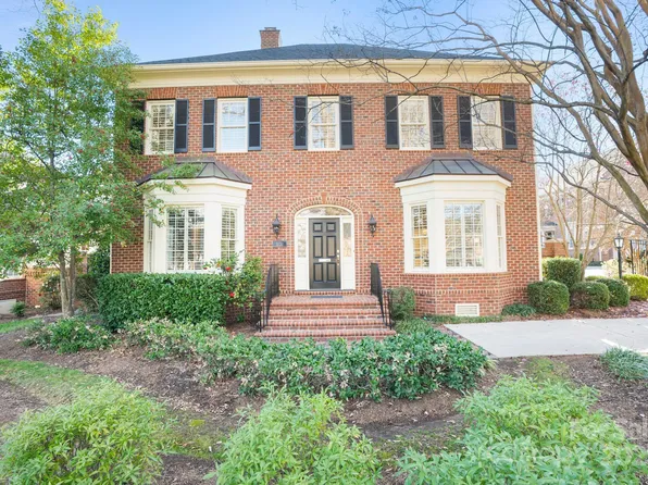 1131 S Kings Dr, Charlotte, NC 28207