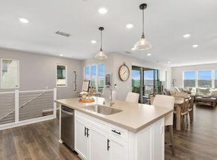 2877 Via Alta Pl, San Diego, CA 92108