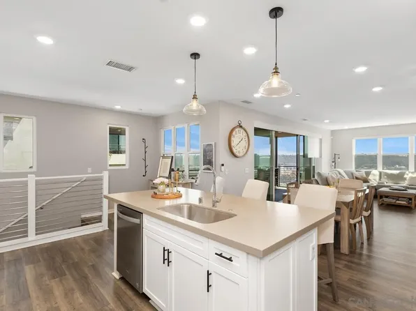 2877 Via Alta Pl, San Diego, CA 92108