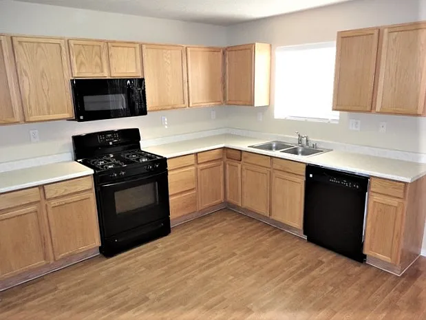 7312 Tolleson Ave NW — Photo 2