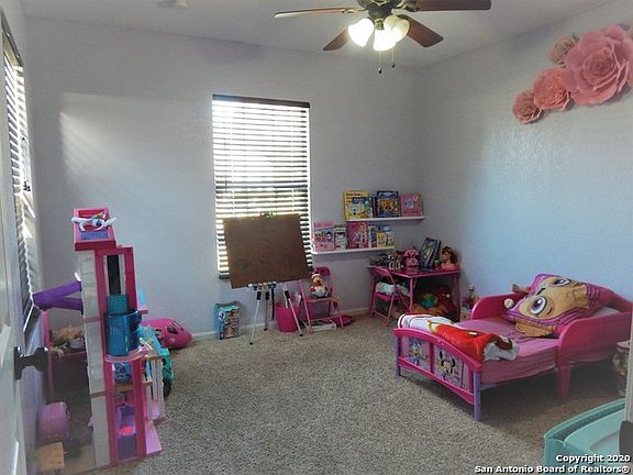 4th image of 318 Haggin St