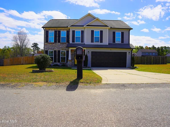 187 Declaration Dr, Raeford, NC 28376