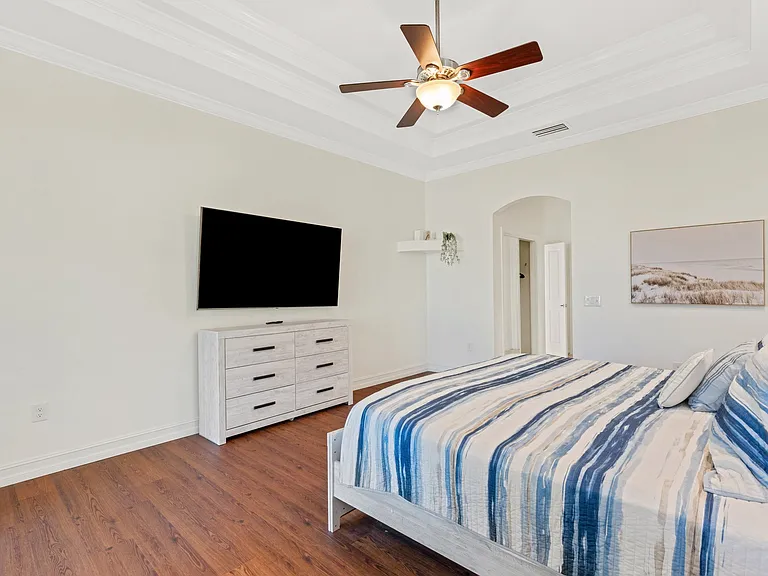 4801 Edgemont Ct — Photo 43