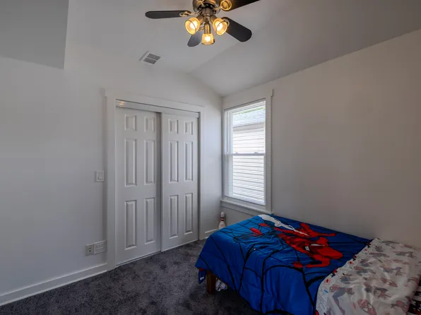 5401 N Magnet Ave #2, Chicago, IL 60630