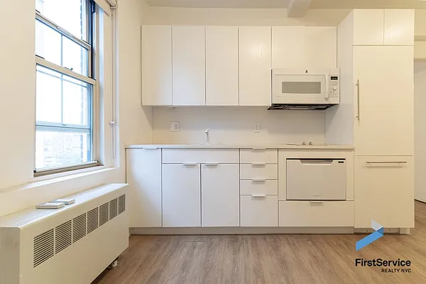 Rented by FirstService Realty (legacy) | media 12