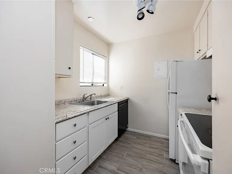 2900 Madison Ave #C21 — Photo 13