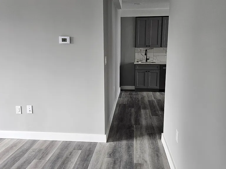 32 Irving St #2F — Photo 8