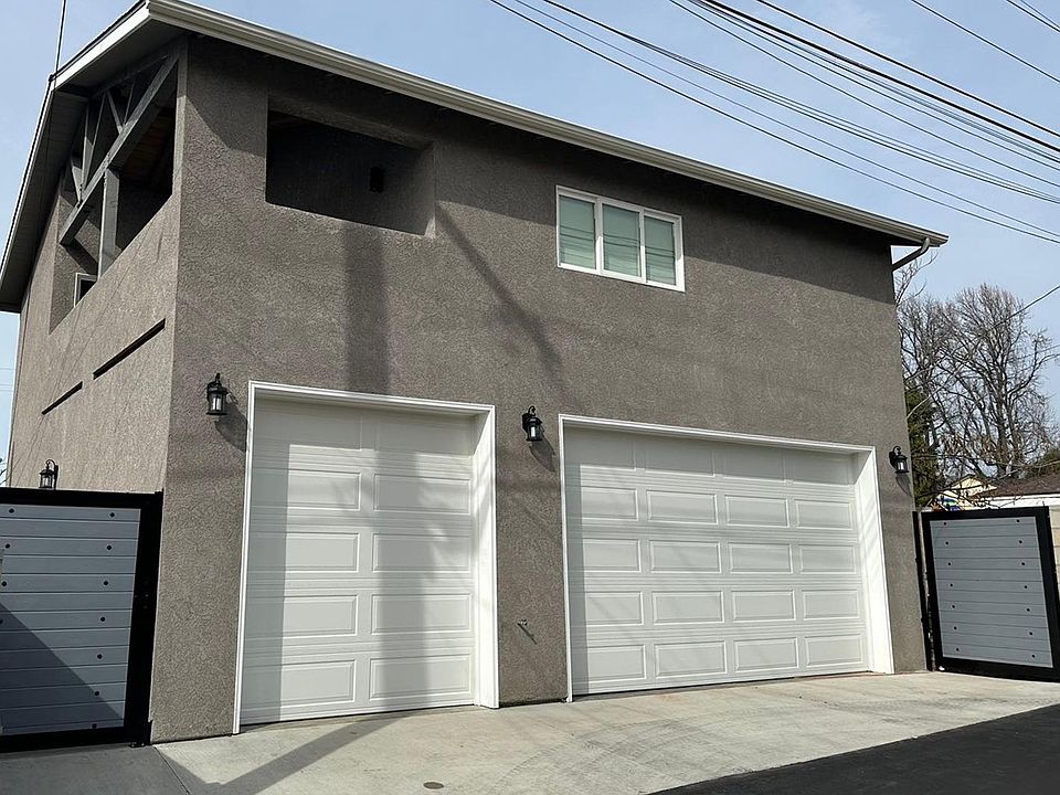 1st image of 5736 Pickering Ave