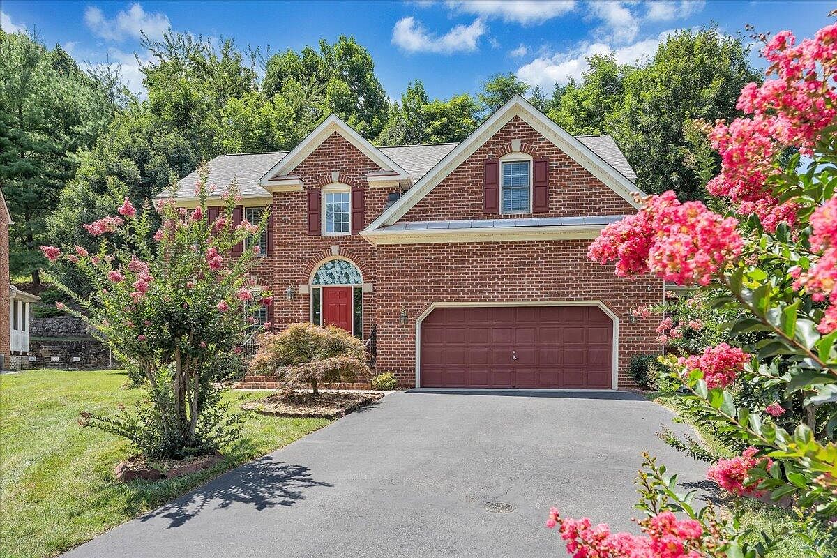 5232 Meadow Creek Dr, Roanoke, VA 24018 MLS 897012 Zillow