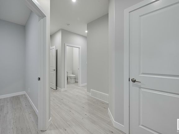 2nd image of 1567 Esaiw Pl NW