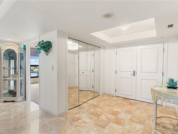 4th image of 4451 GULF SHORE BLVD N #505