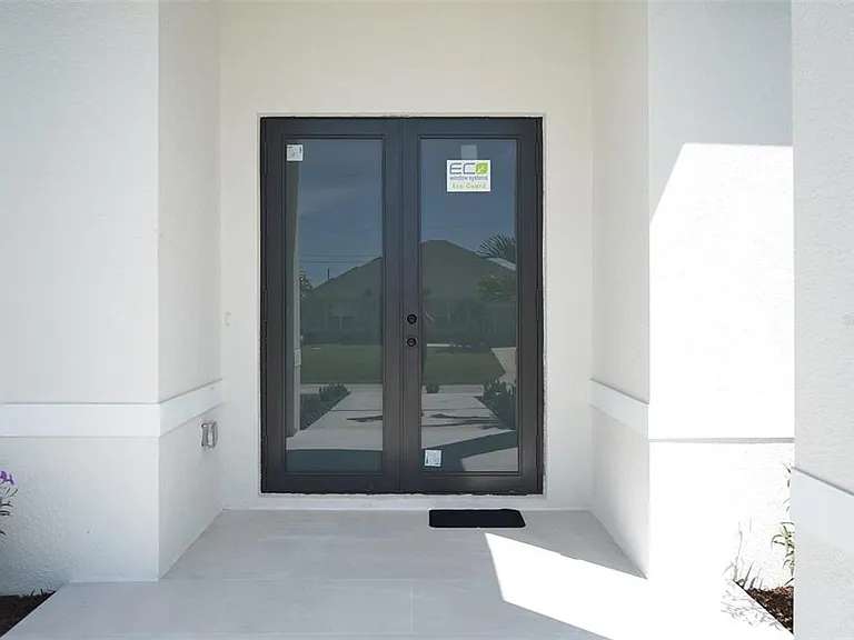 14671 Lillian Cir — Photo 2