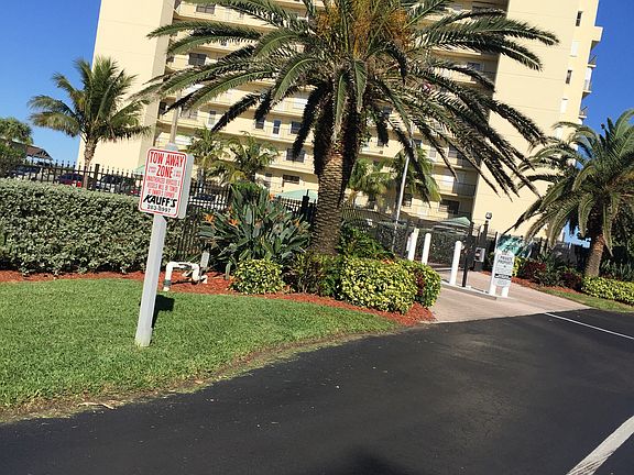 4th image of 7380 S Ocean Dr APT 917