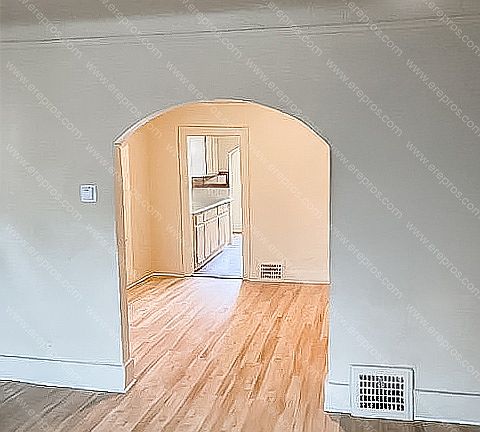 3rd image of 14897 Tuller St