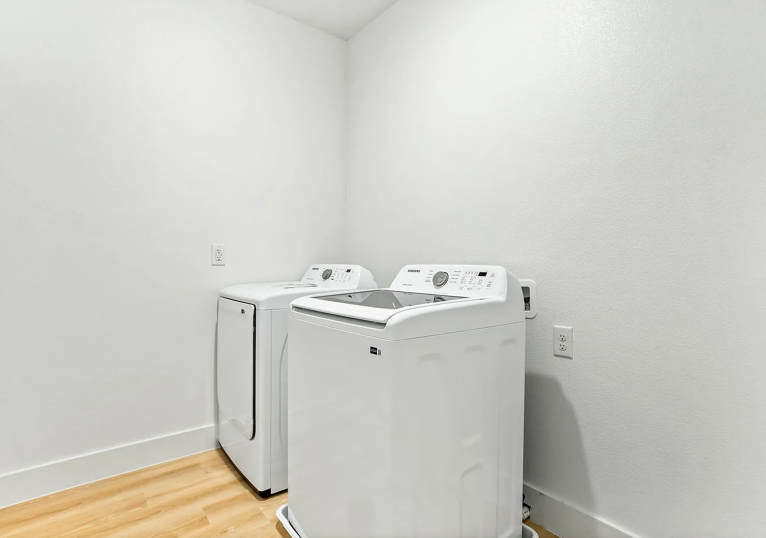 Benbrook 2400 - Unit 108 — Photo 2