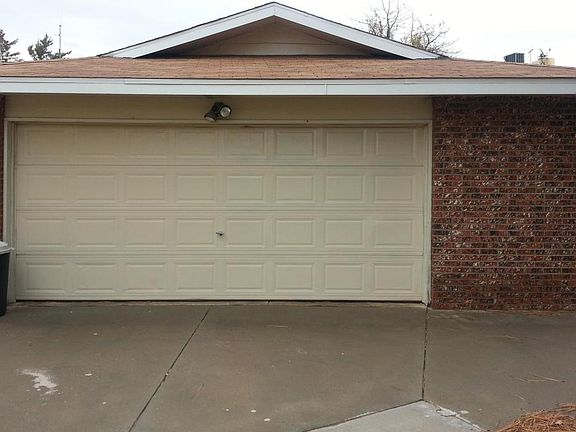 4th image of 6721 Welton Dr NE