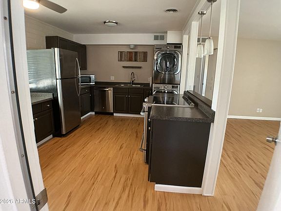 3rd image of 10846 W OAKMONT Drive
