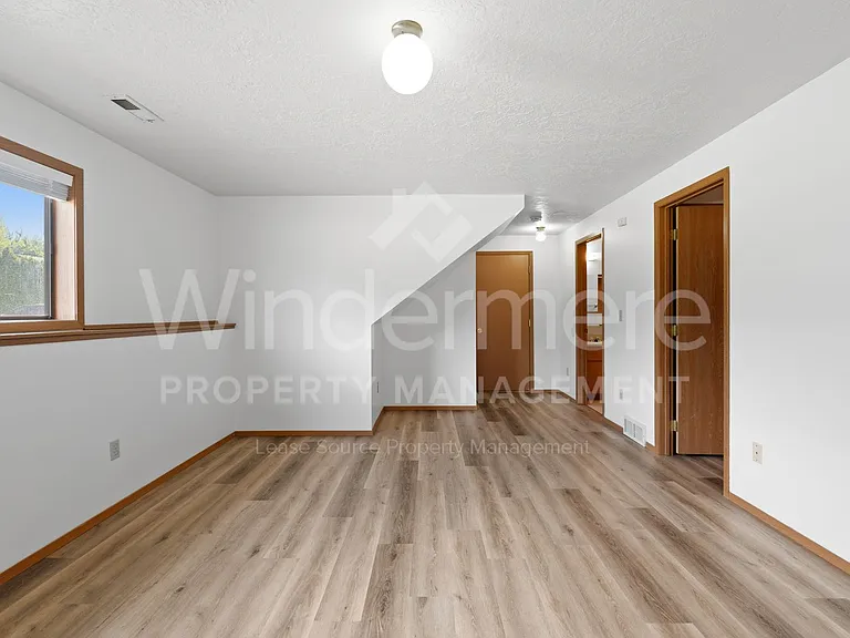802 S Calvin Rd — Photo 14