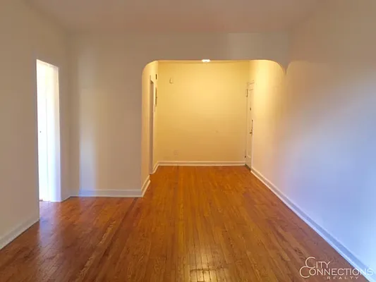 Rented by City Connections Realty | media 9